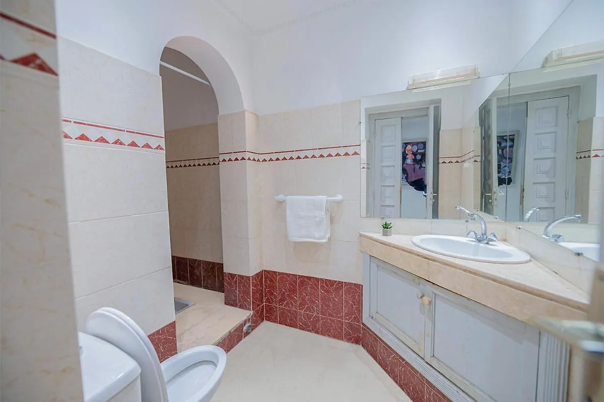Luxury Apartment With Pool Large Terrace & Balconies In Hivernage Marrakech マラケシュ モロッコ